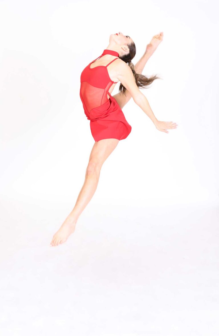 Akimbo-Dance-ballet-dancer-in-red-arching-back